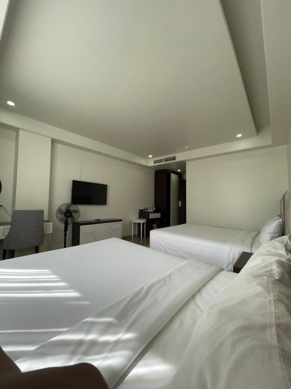 Lotus Hotel & Apartment ハイフォン エクステリア 写真