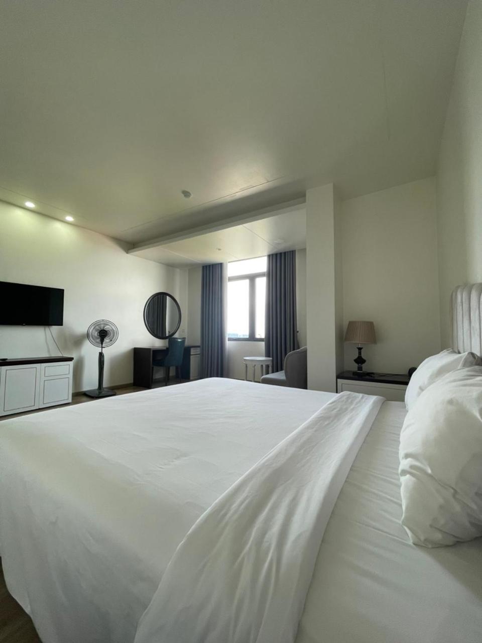 Lotus Hotel & Apartment ハイフォン エクステリア 写真