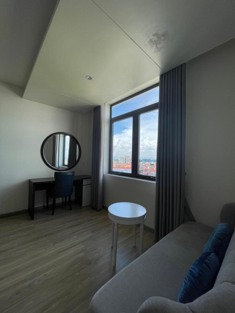 Lotus Hotel & Apartment ハイフォン エクステリア 写真